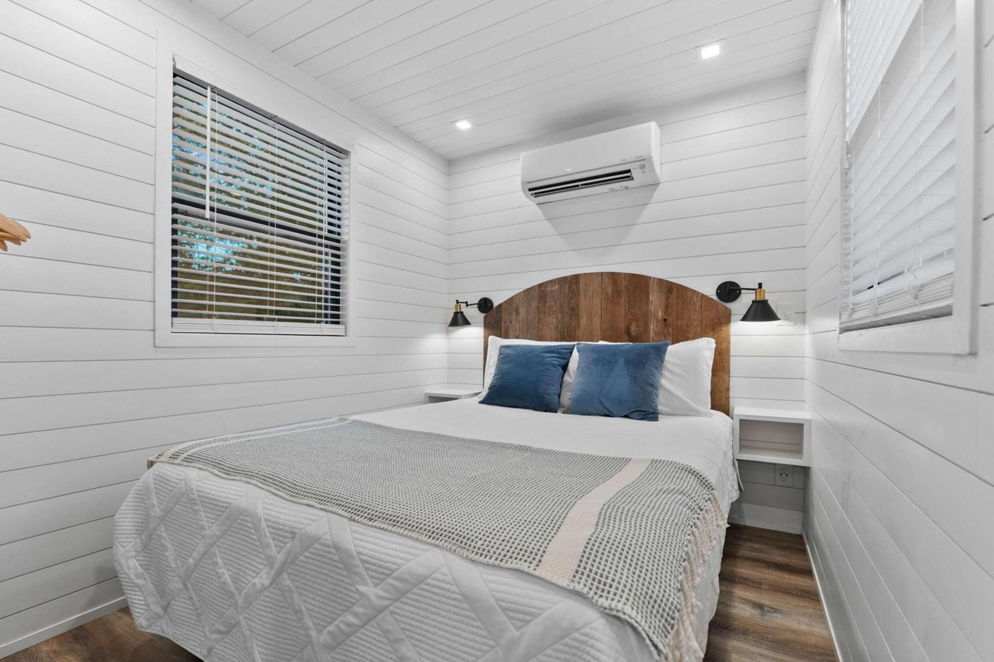 Container Home With Rooftop Views And Pickleball-Pecan Grove Bellmead Εξωτερικό φωτογραφία